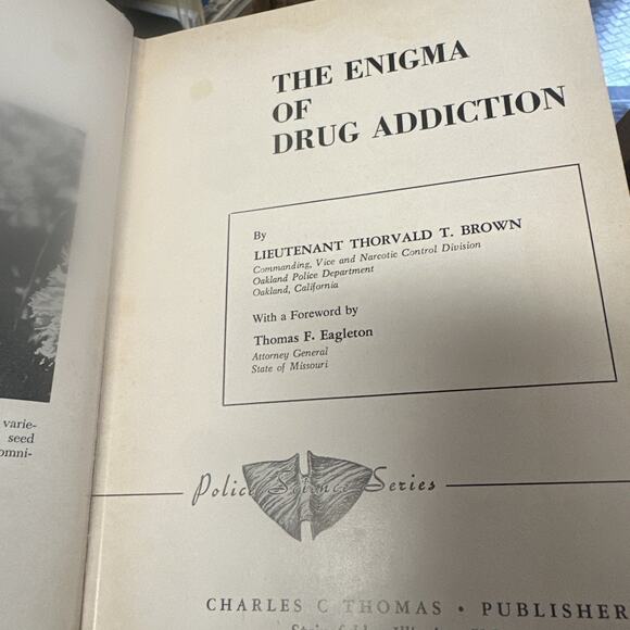Lt Thorvald T Brown The Enigma of Drug Addiction 1st Edition 1961 - Picture 3 of 5